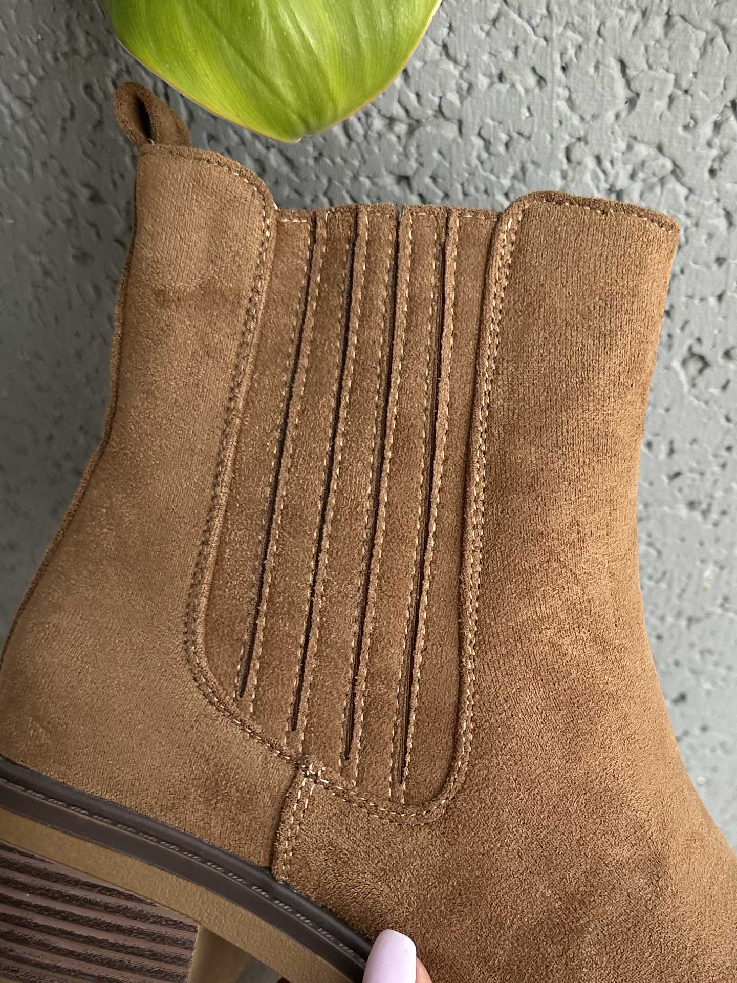 Cuba - Støvler i ruskindslook med bred hæl